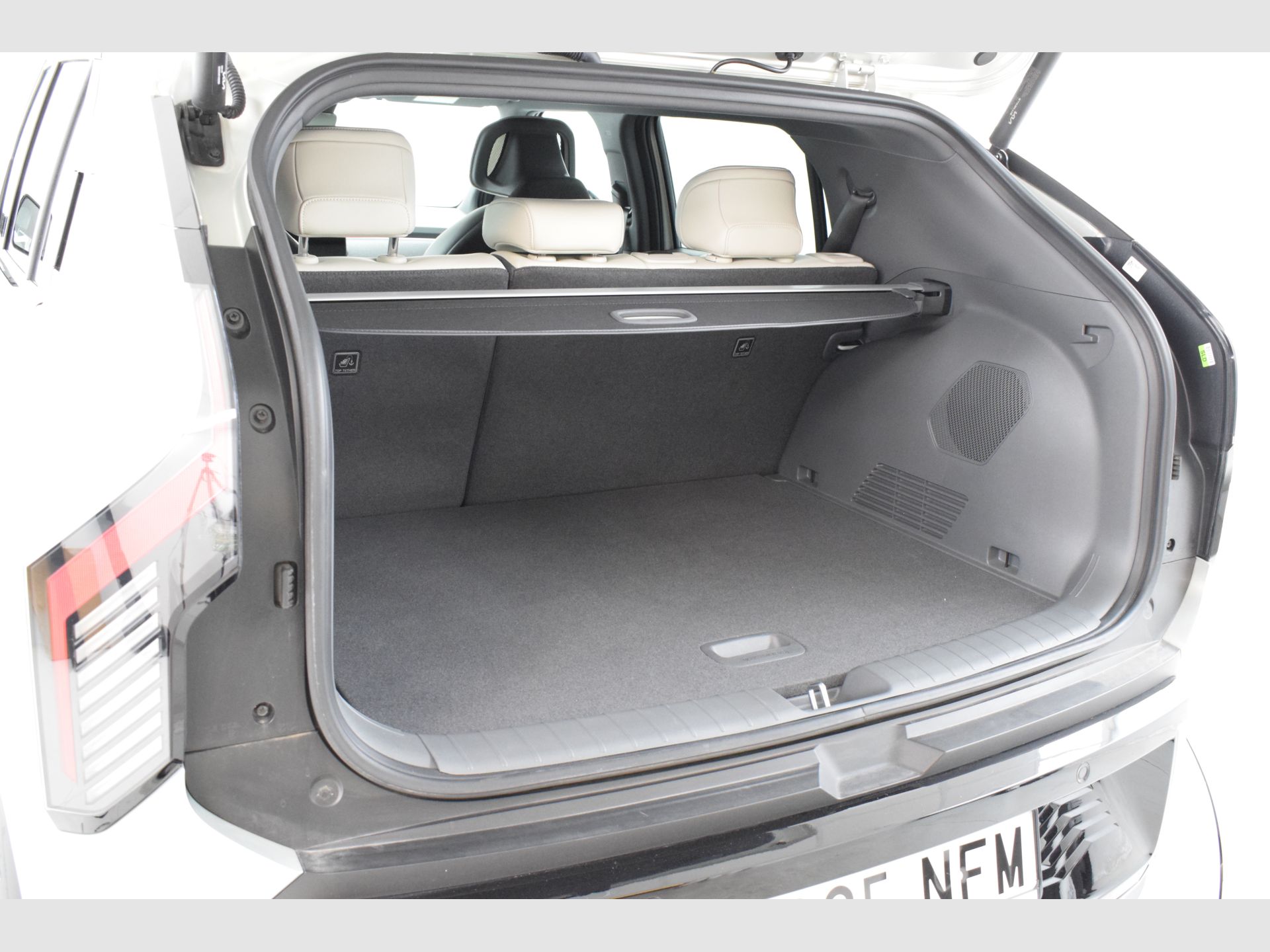 Kia EV3 - 8