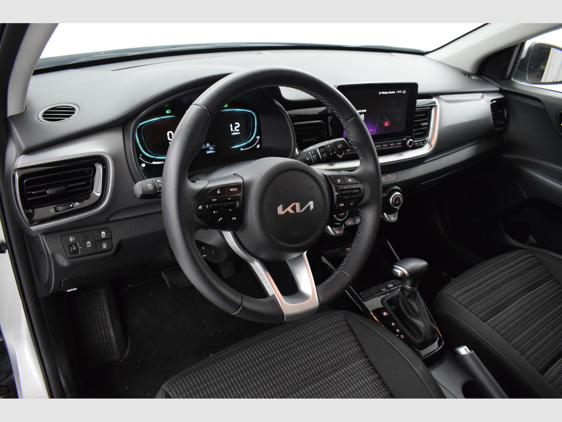 Kia Stonic - 8
