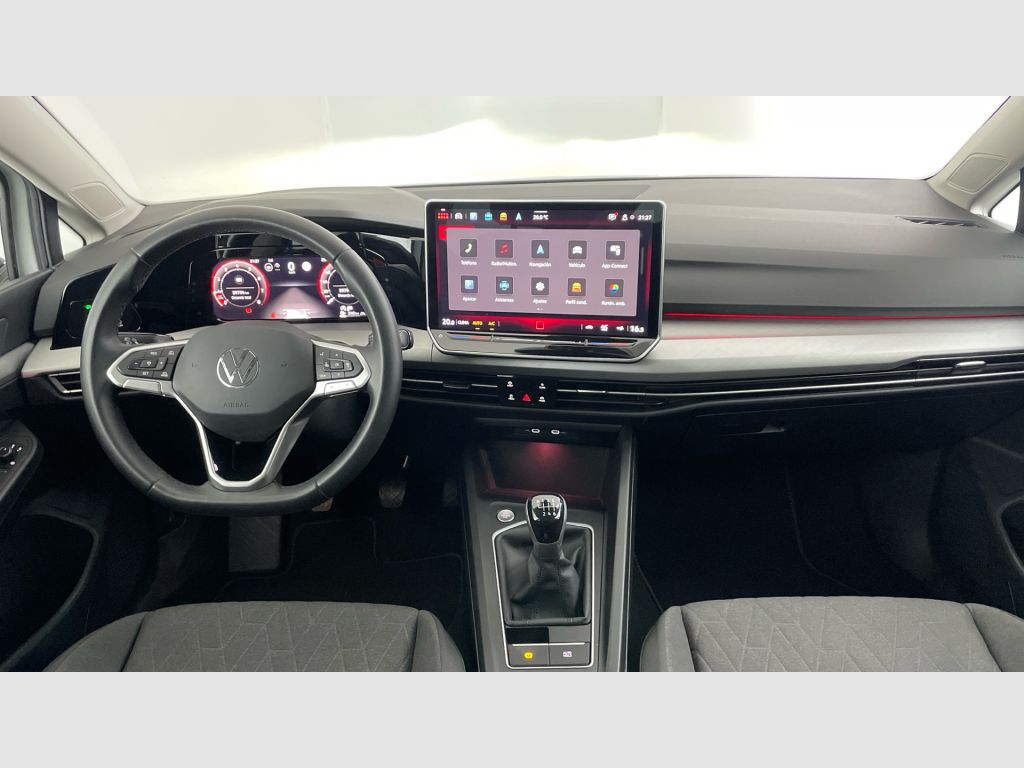 Volkswagen Golf - 10