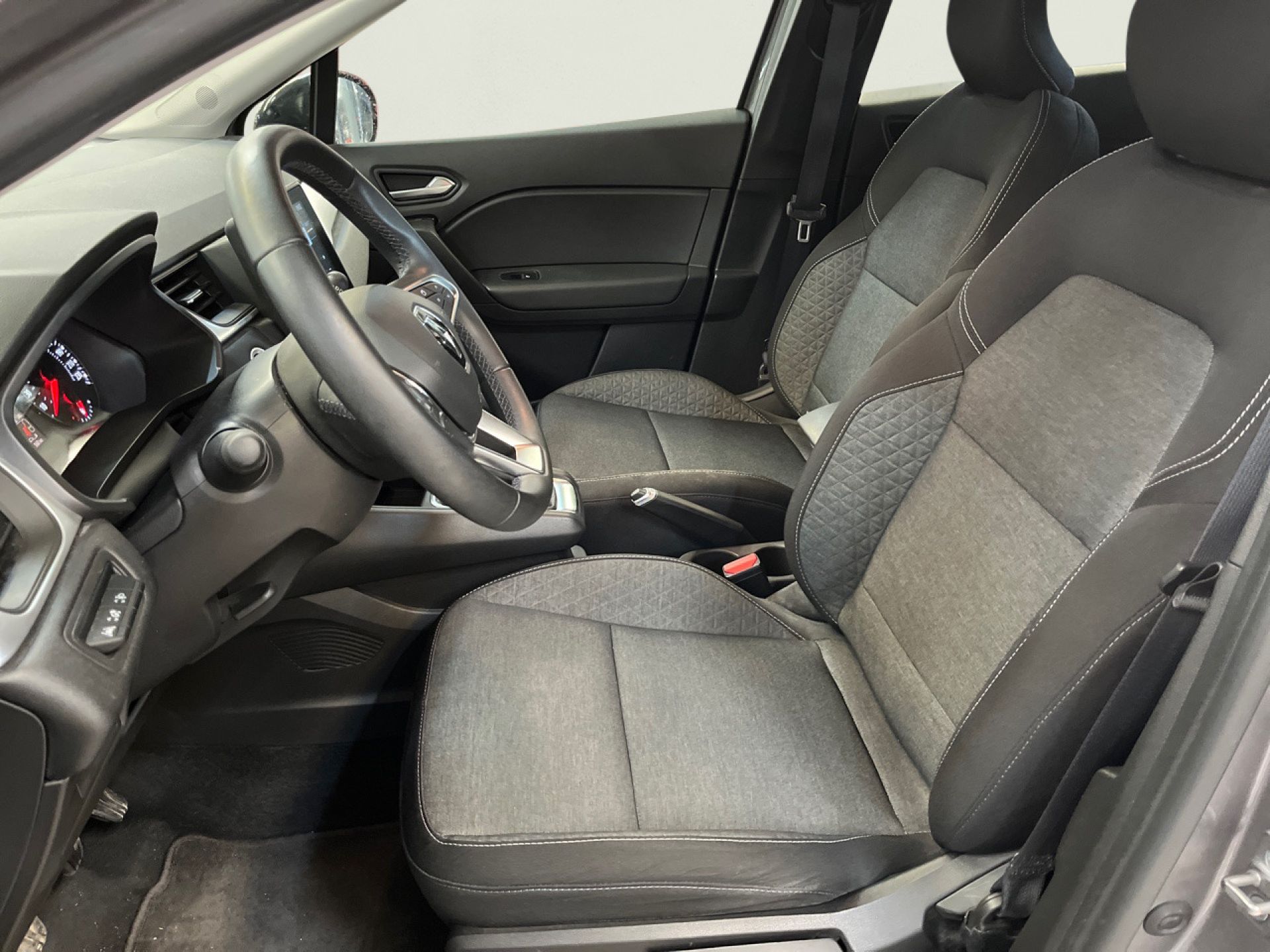 Renault Captur - 11