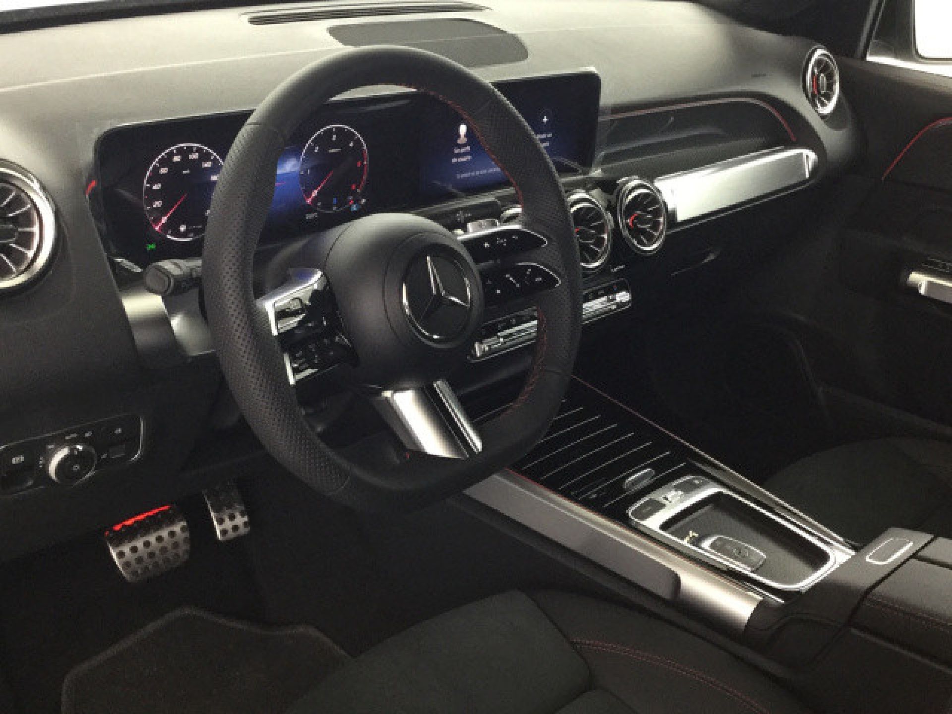 Mercedes-Benz GLB - 5
