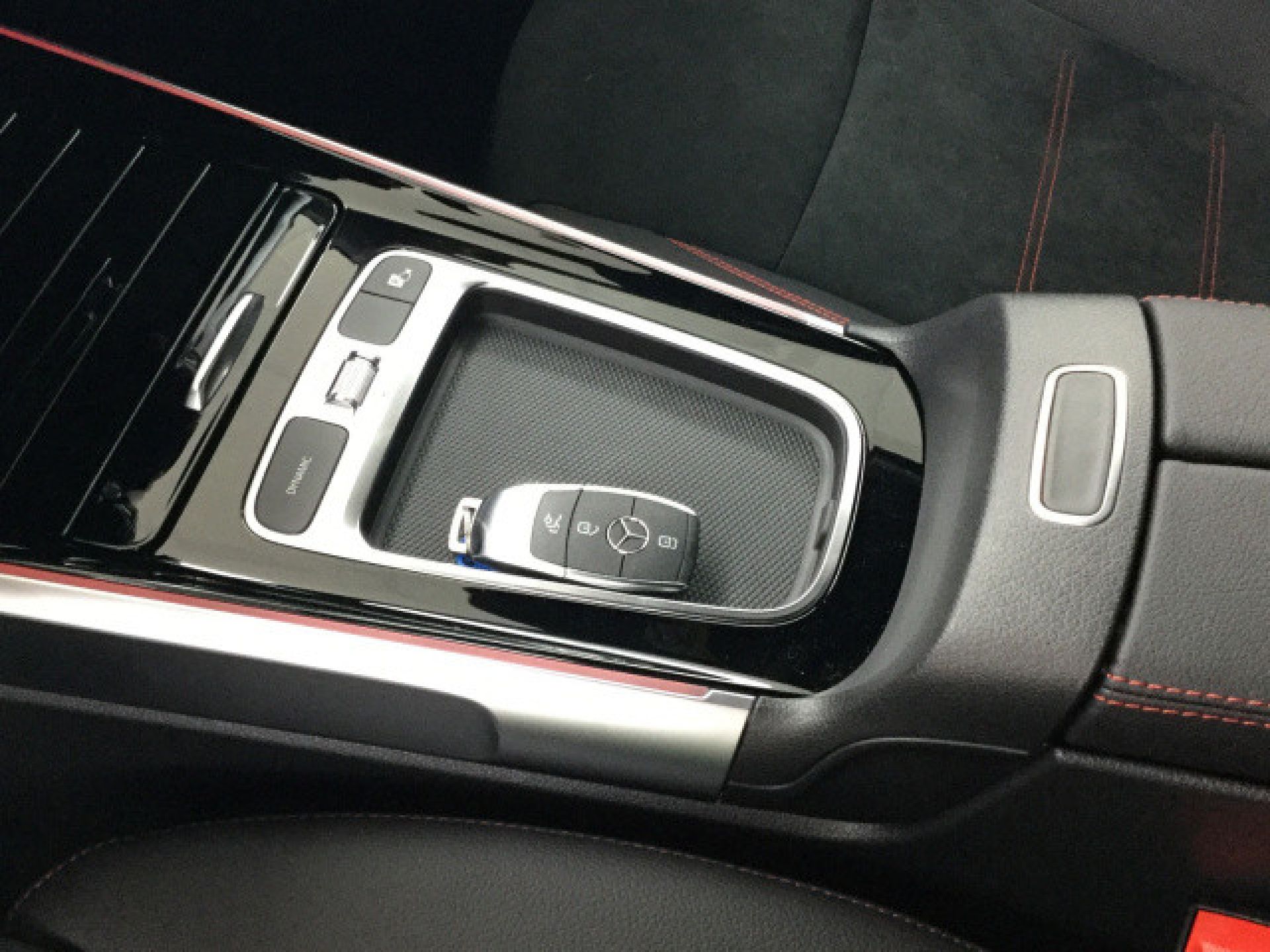 Mercedes-Benz GLB - 7