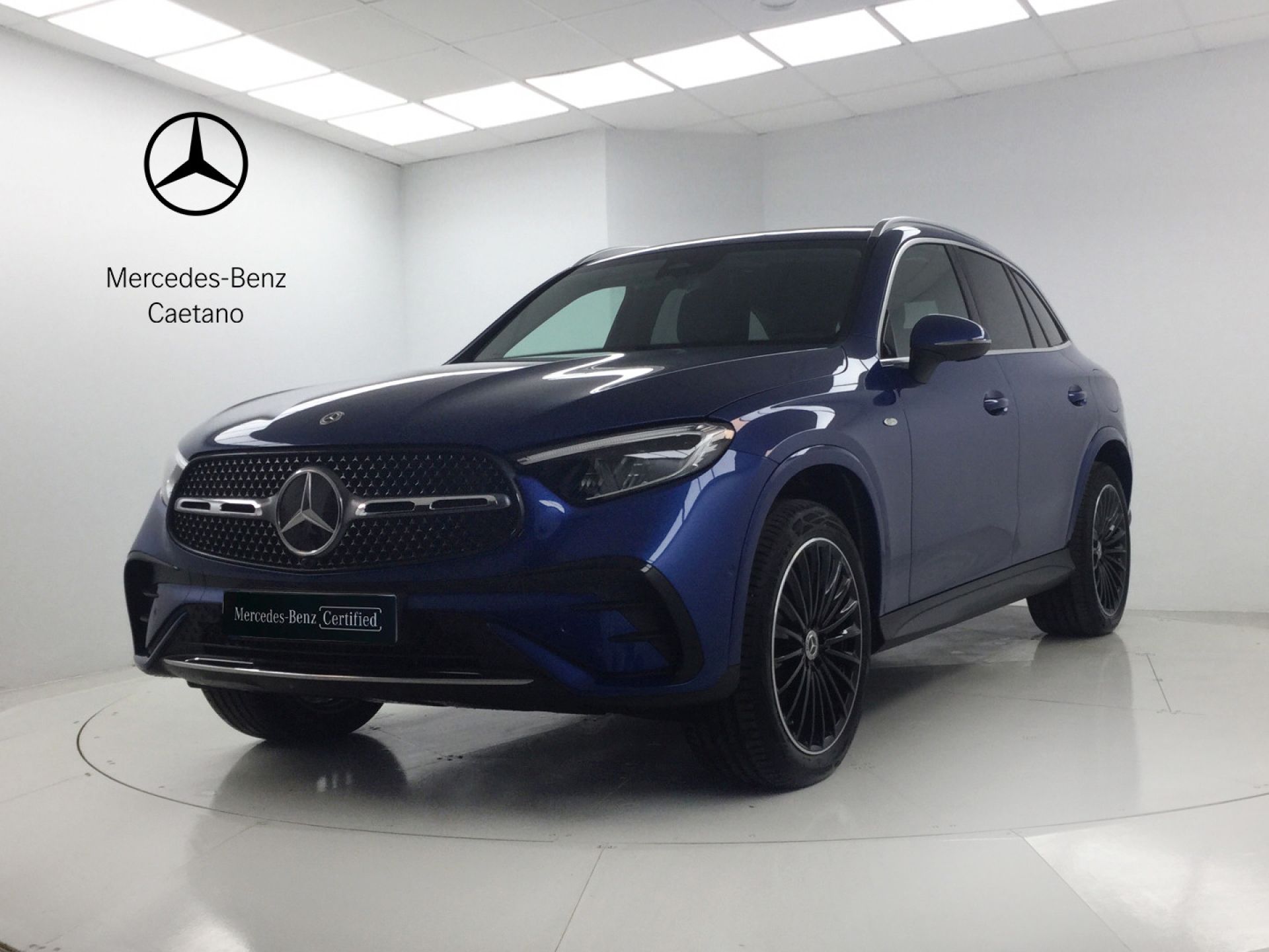 Mercedes-Benz GLC - 2