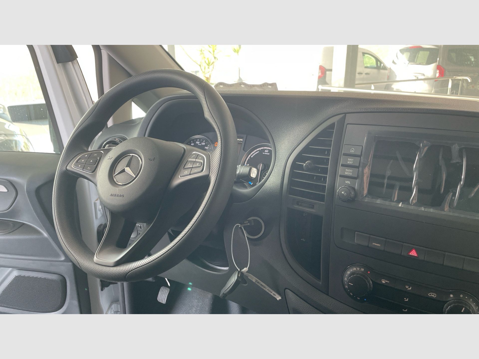 Mercedes-Benz Vito - 9