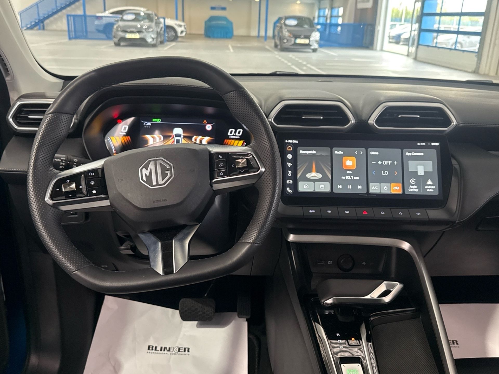 MG ZS EV - 10