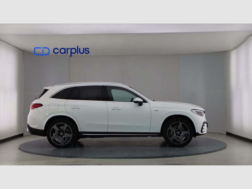 Mercedes-Benz GLC - 4