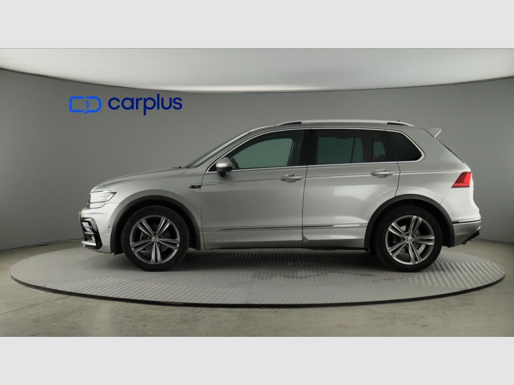 Volkswagen Tiguan - 4