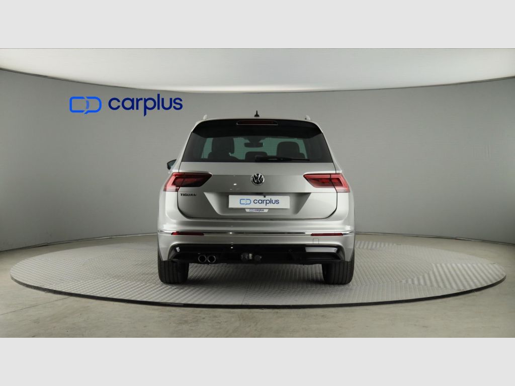 Volkswagen Tiguan - 6