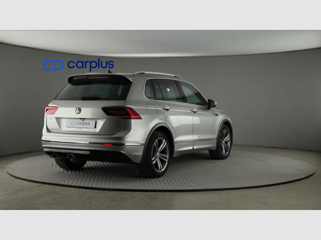 Volkswagen Tiguan - 7