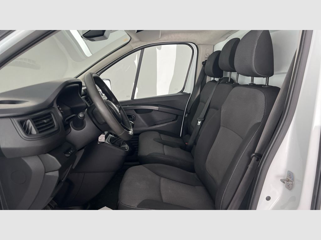Renault Trafic - 12