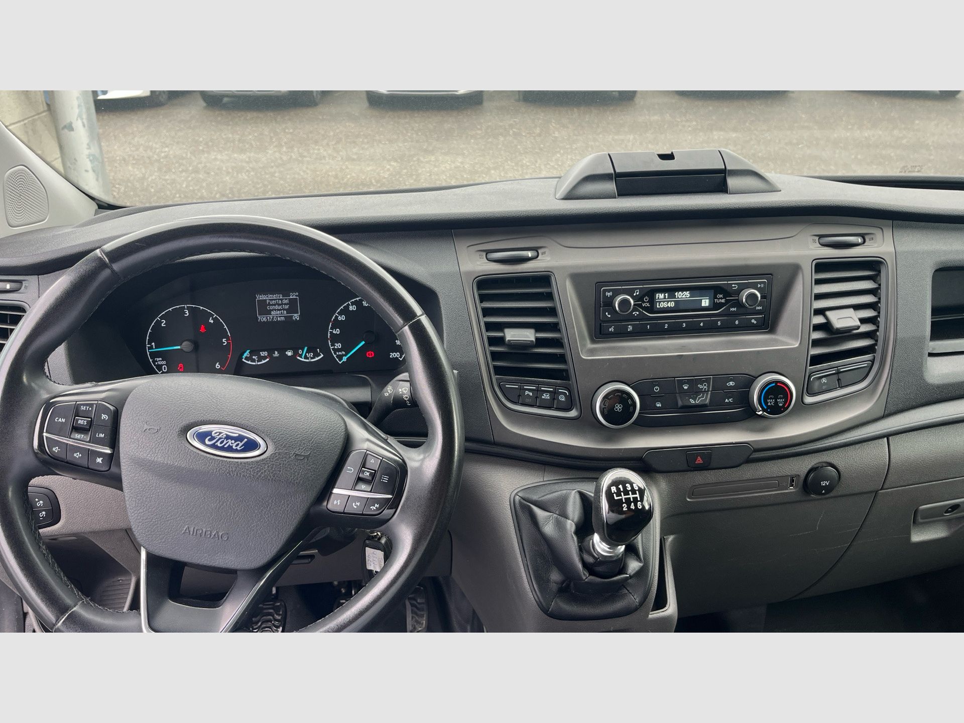 Ford Transit Custom - 10