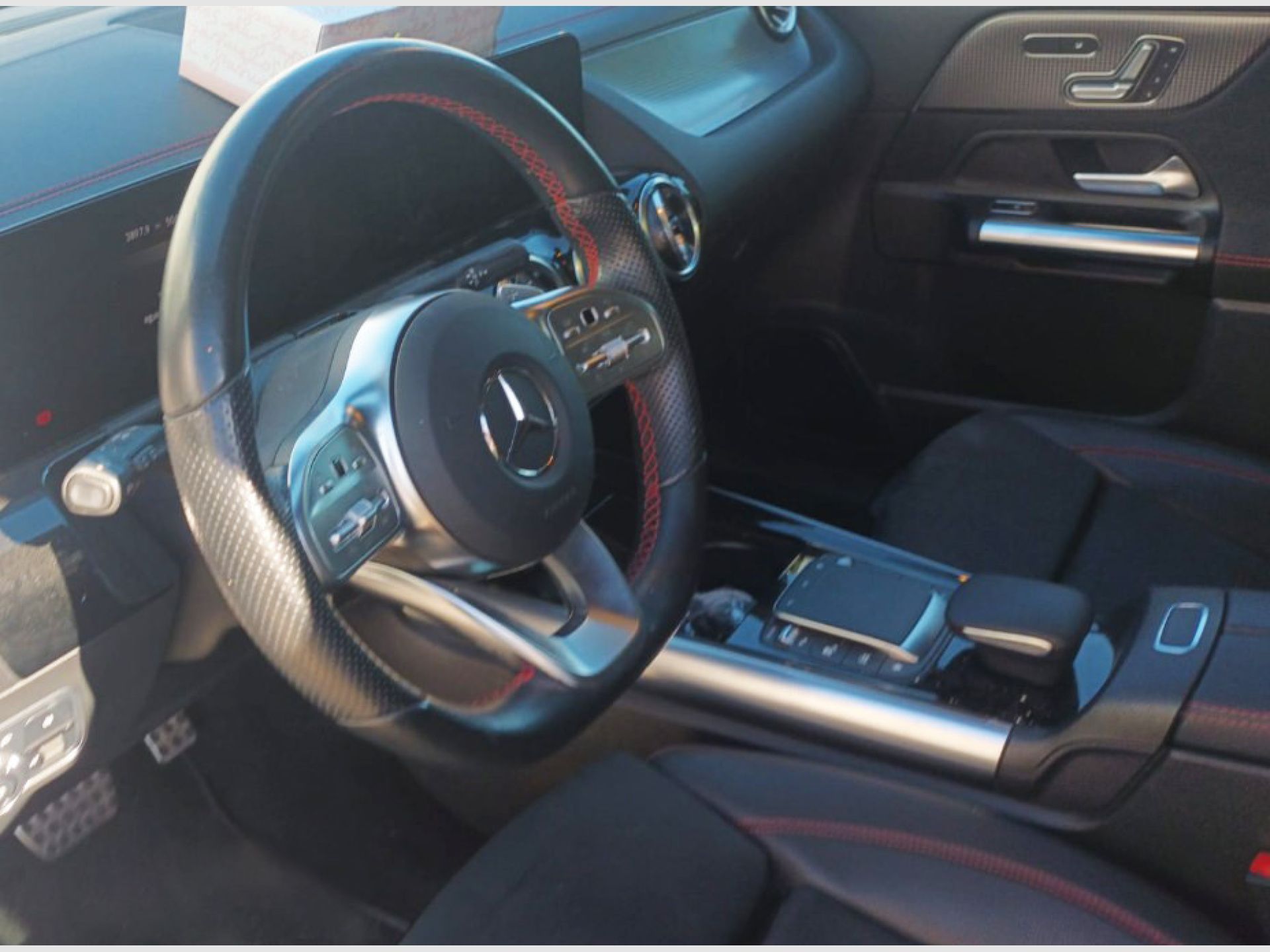 Mercedes-Benz EQA - 4