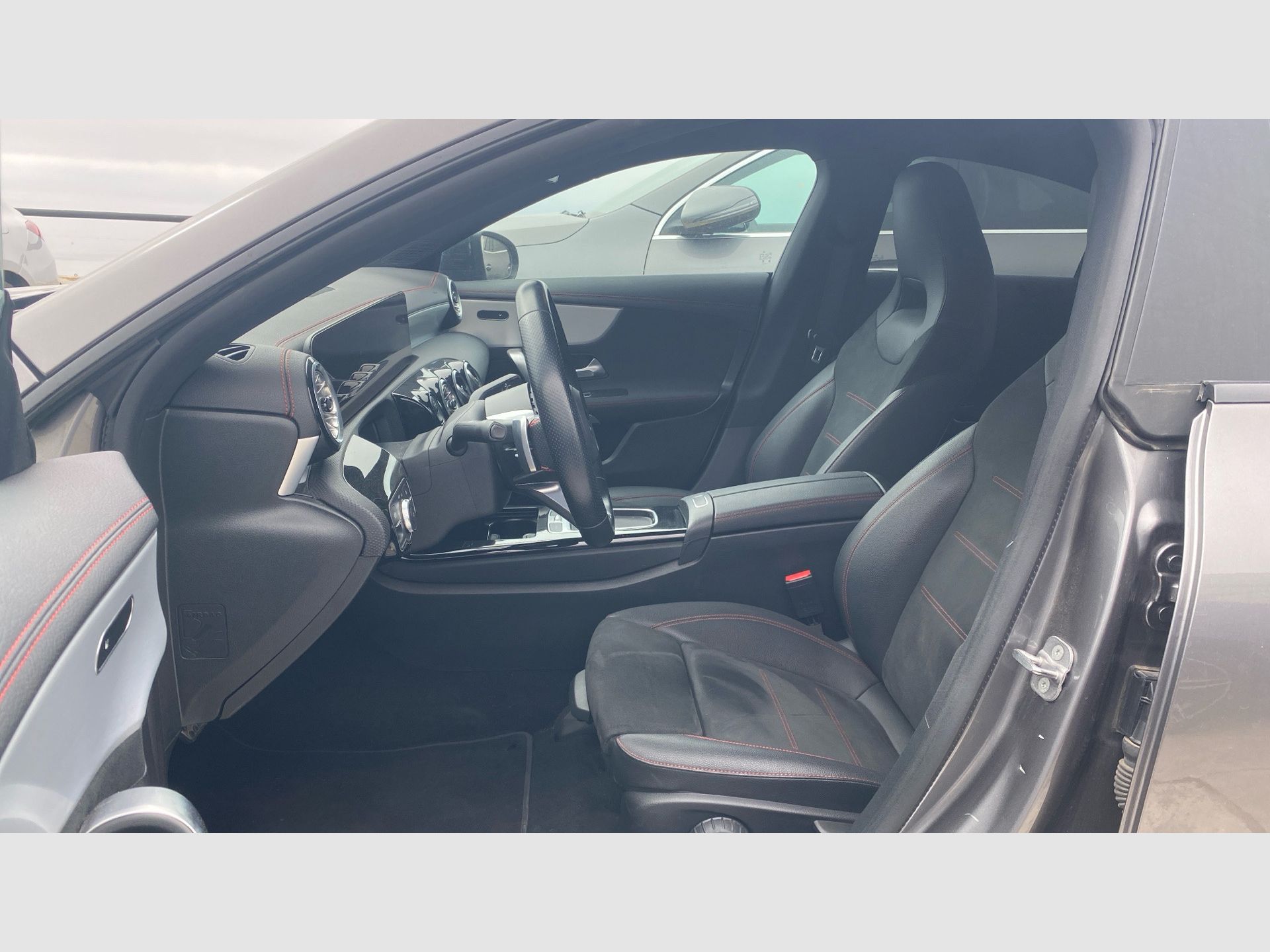 Mercedes-Benz CLA - 9