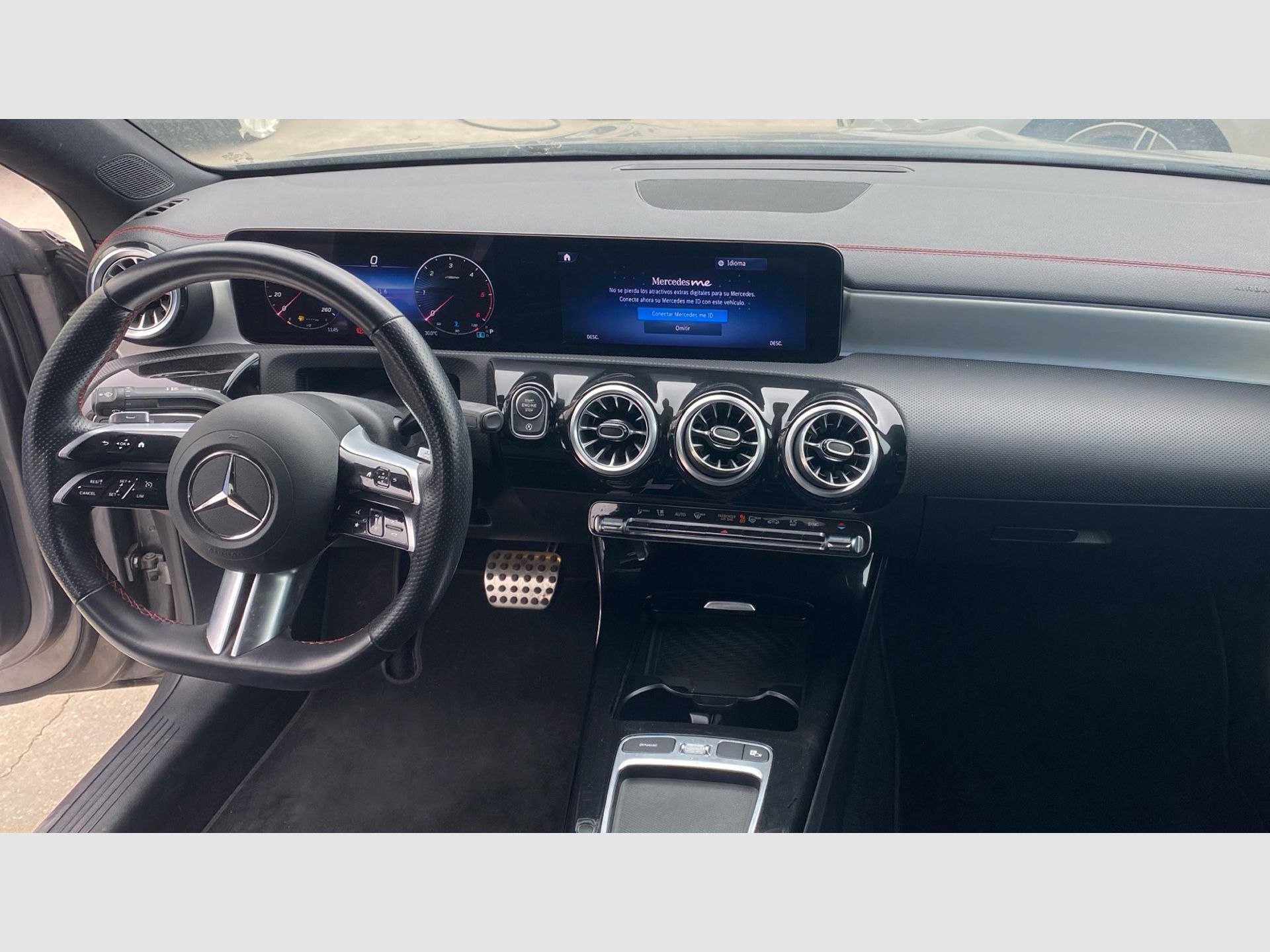 Mercedes-Benz CLA - 11