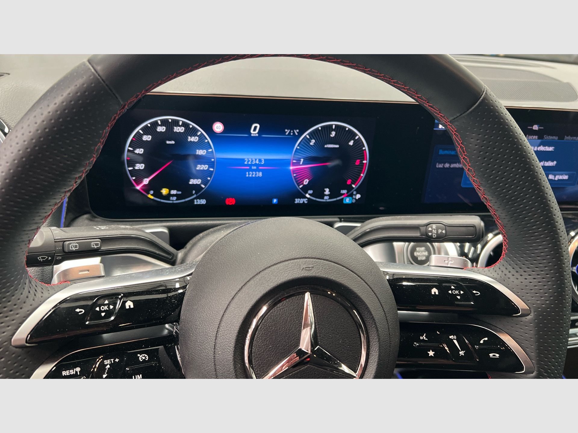 Mercedes-Benz GLB - 9