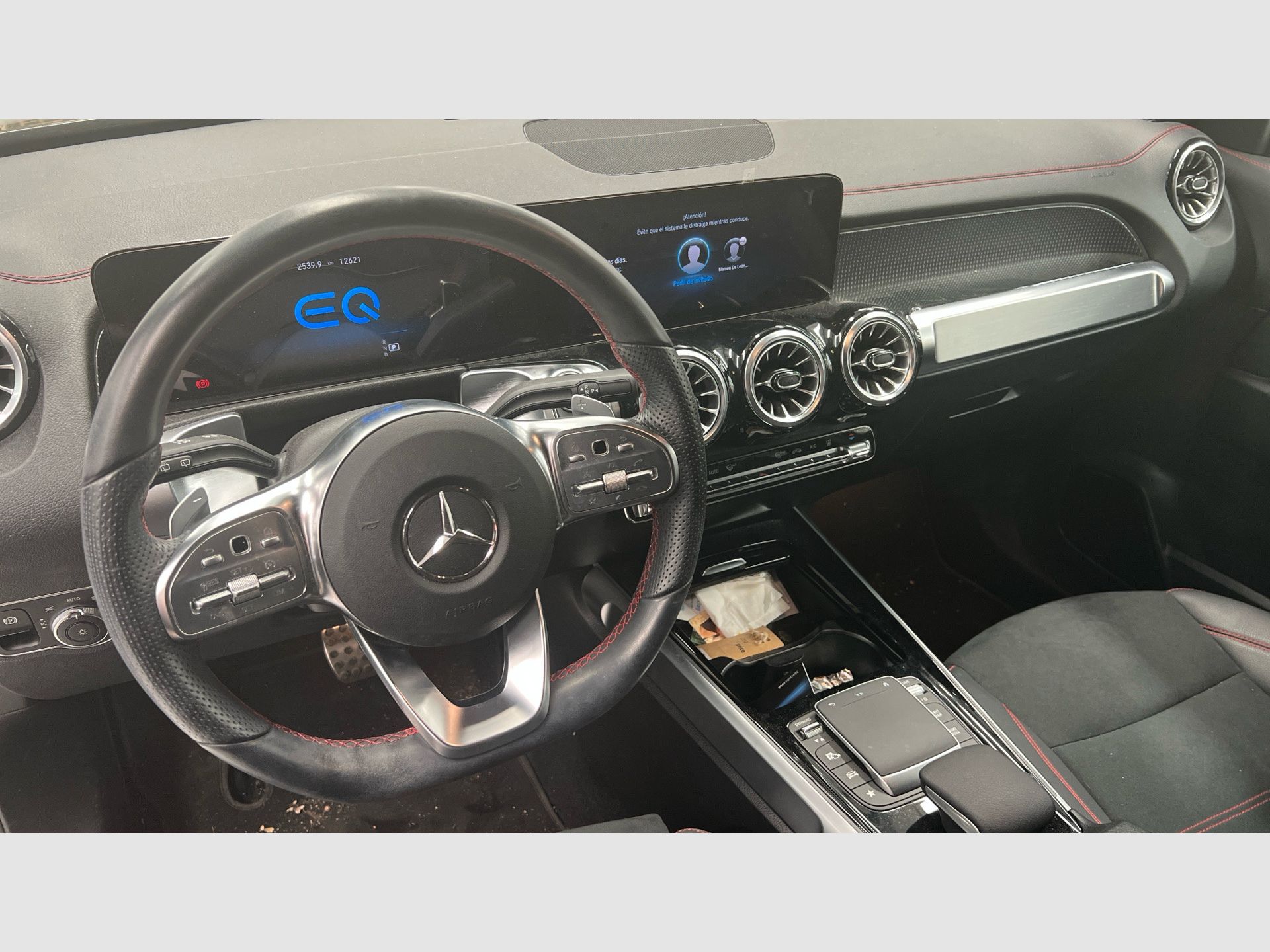 Mercedes-Benz EQB - 8