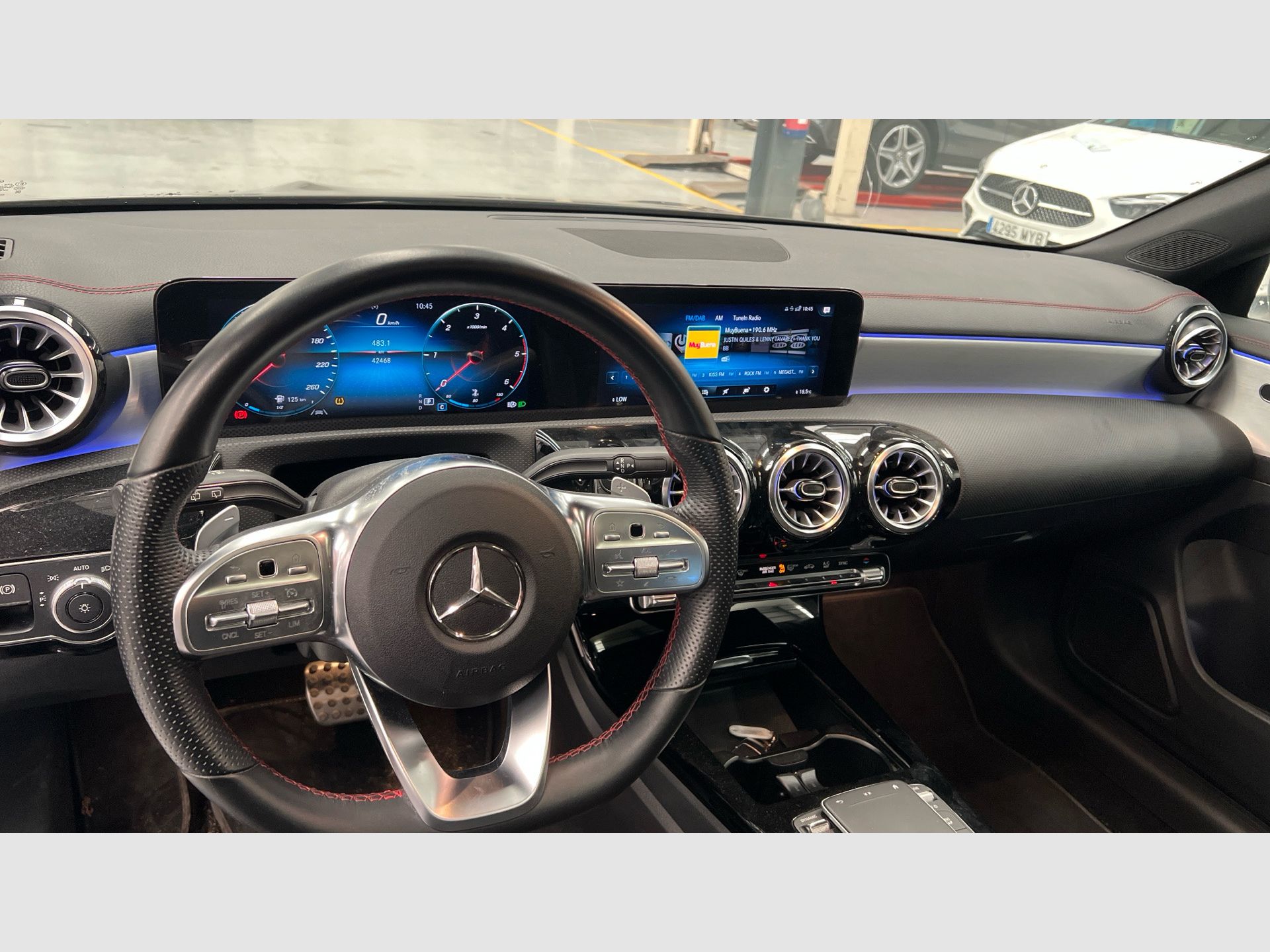 Mercedes-Benz CLA - 8