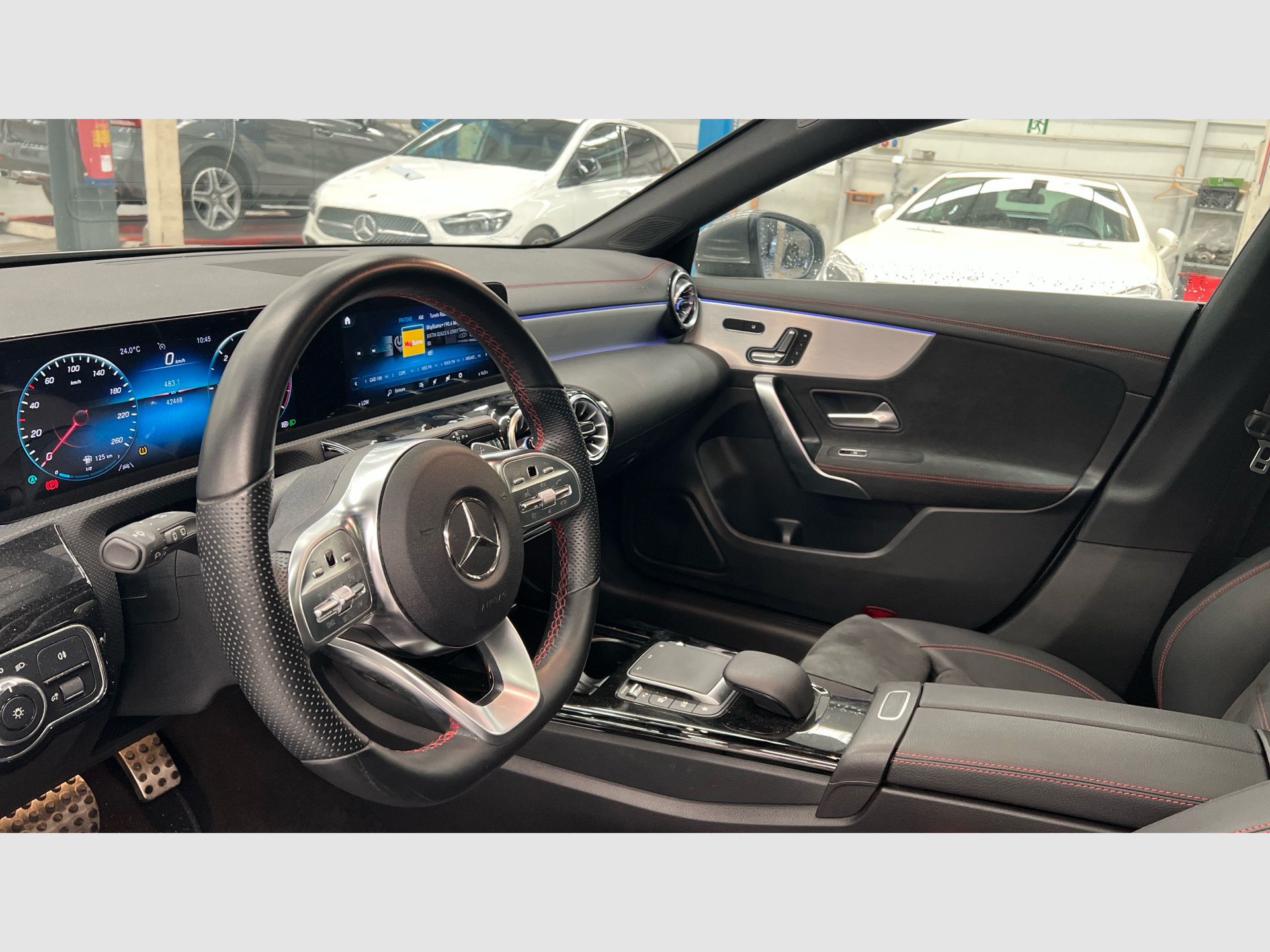 Mercedes-Benz CLA - 10
