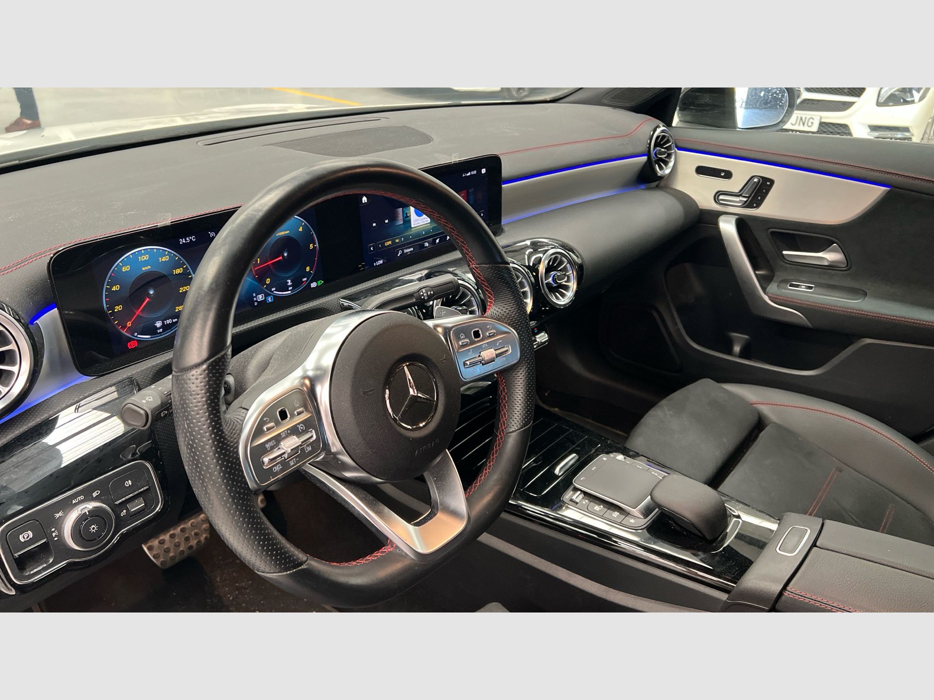Mercedes-Benz CLA - 10