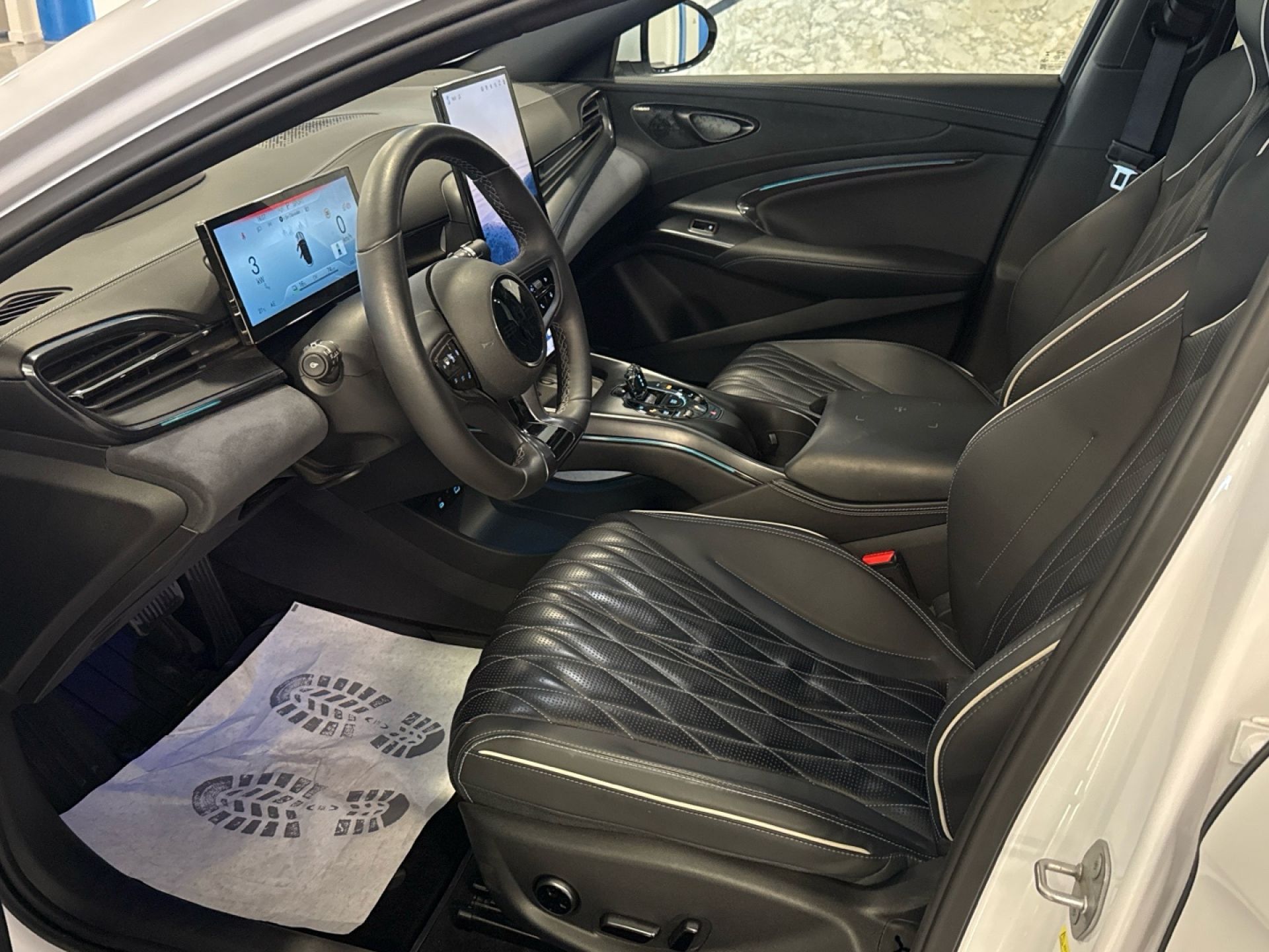 BYD Seal - 11