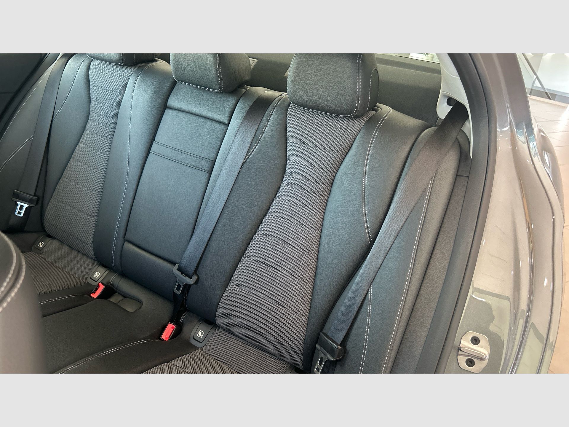 Mercedes-Benz Clase E - 11