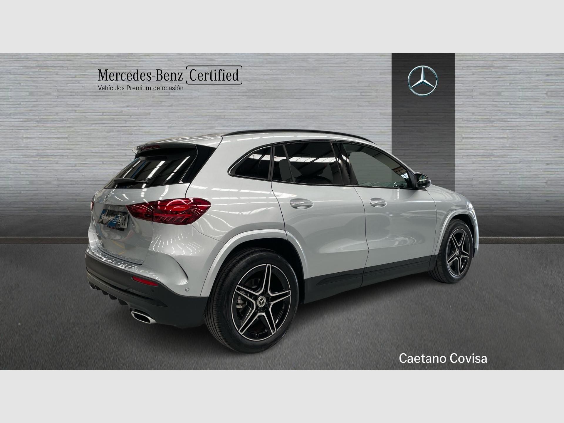 Mercedes-Benz GLA - 2