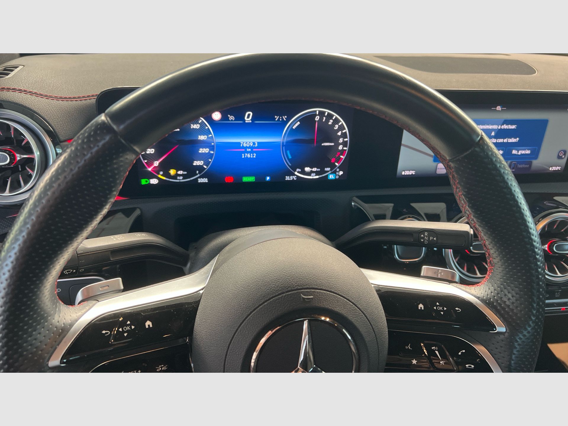 Mercedes-Benz CLA - 9