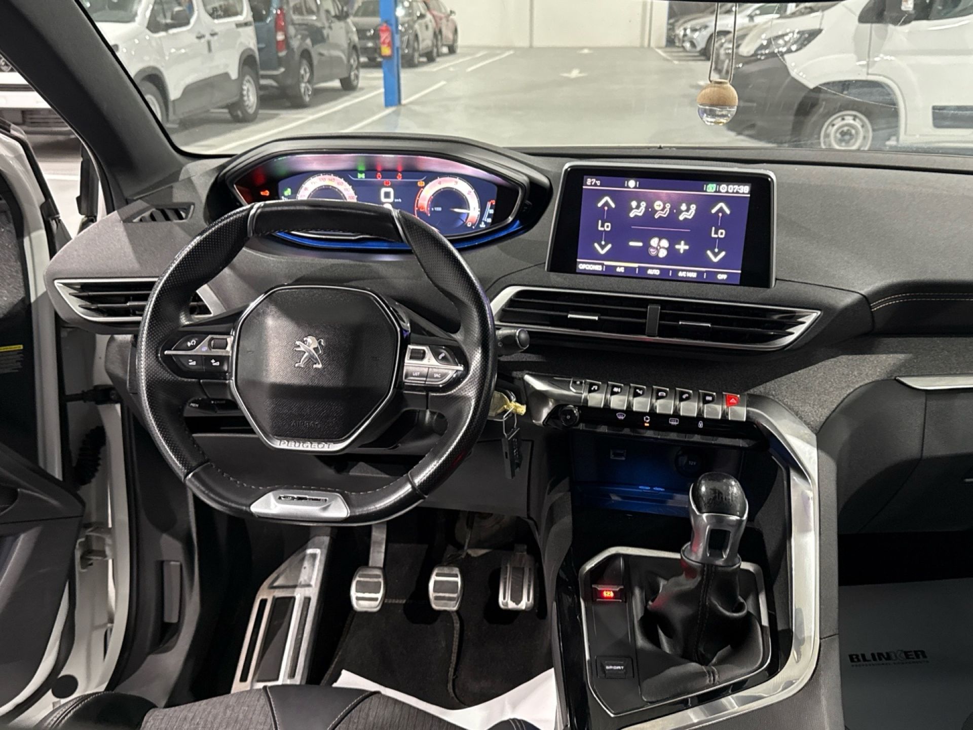 Peugeot 5008 - 10