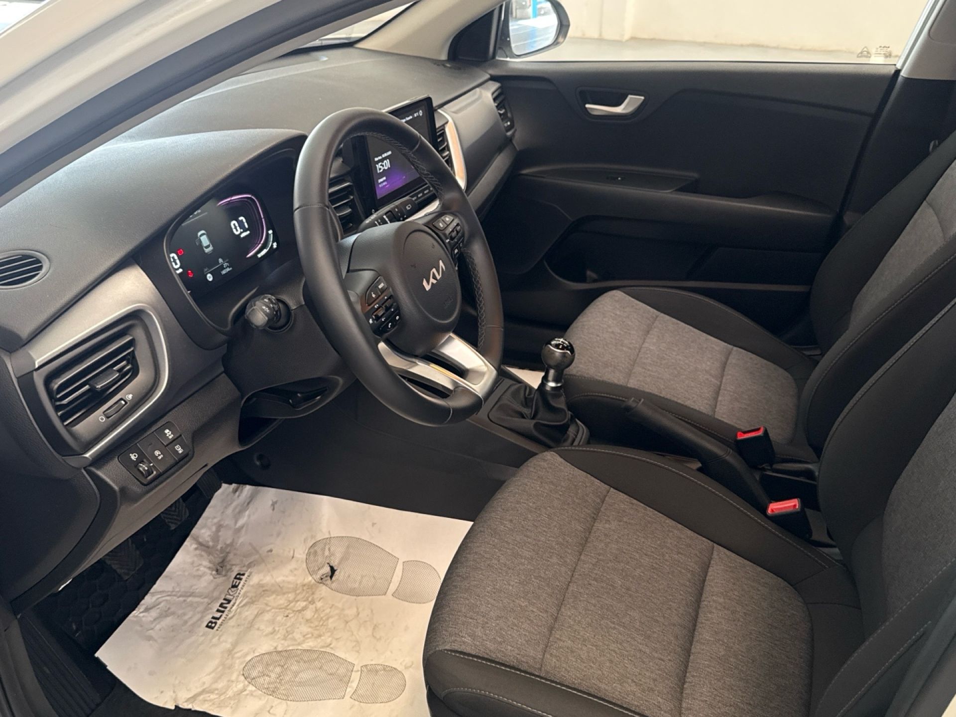 Kia Stonic - 11