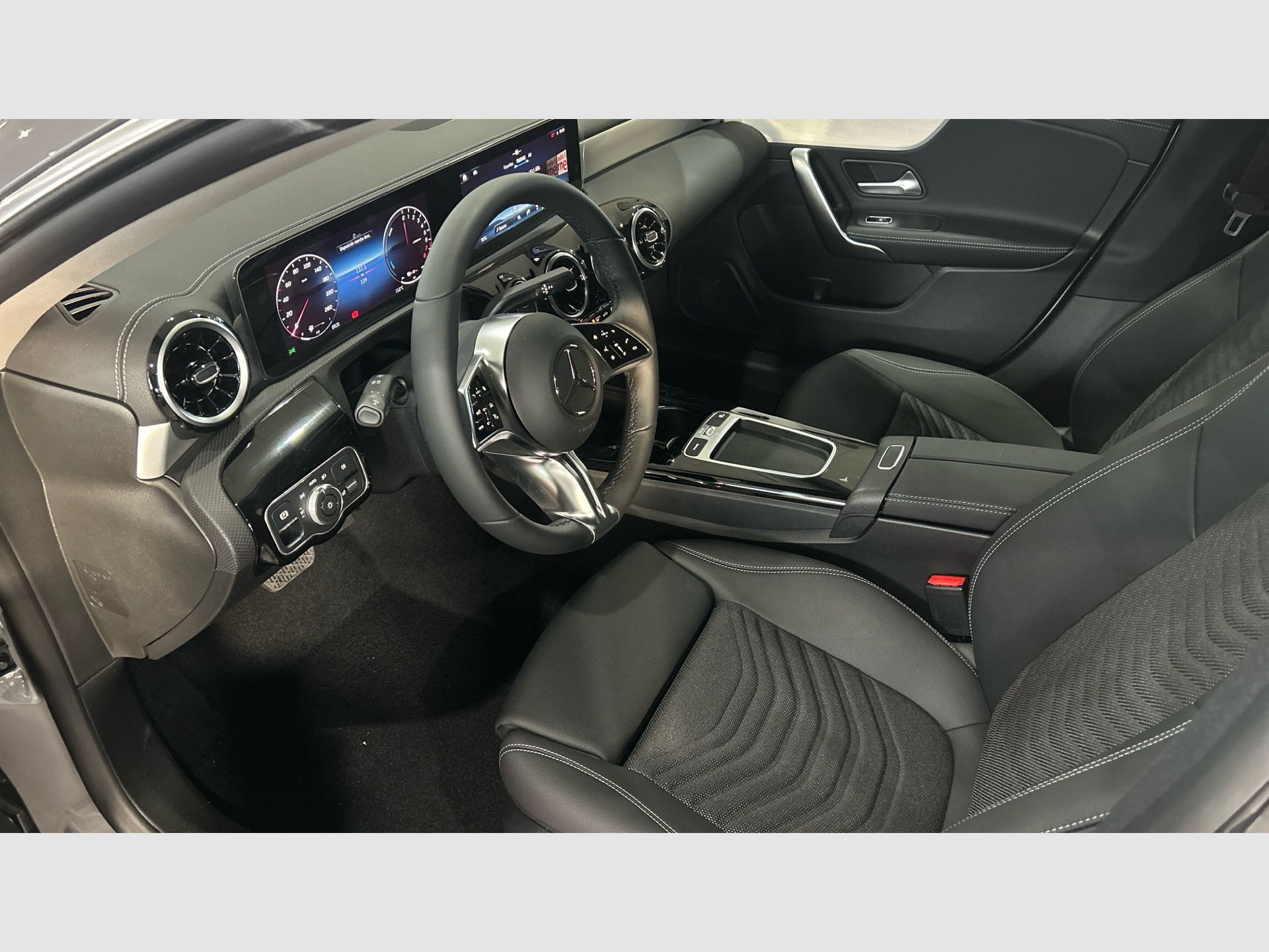 Mercedes-Benz CLA - 6