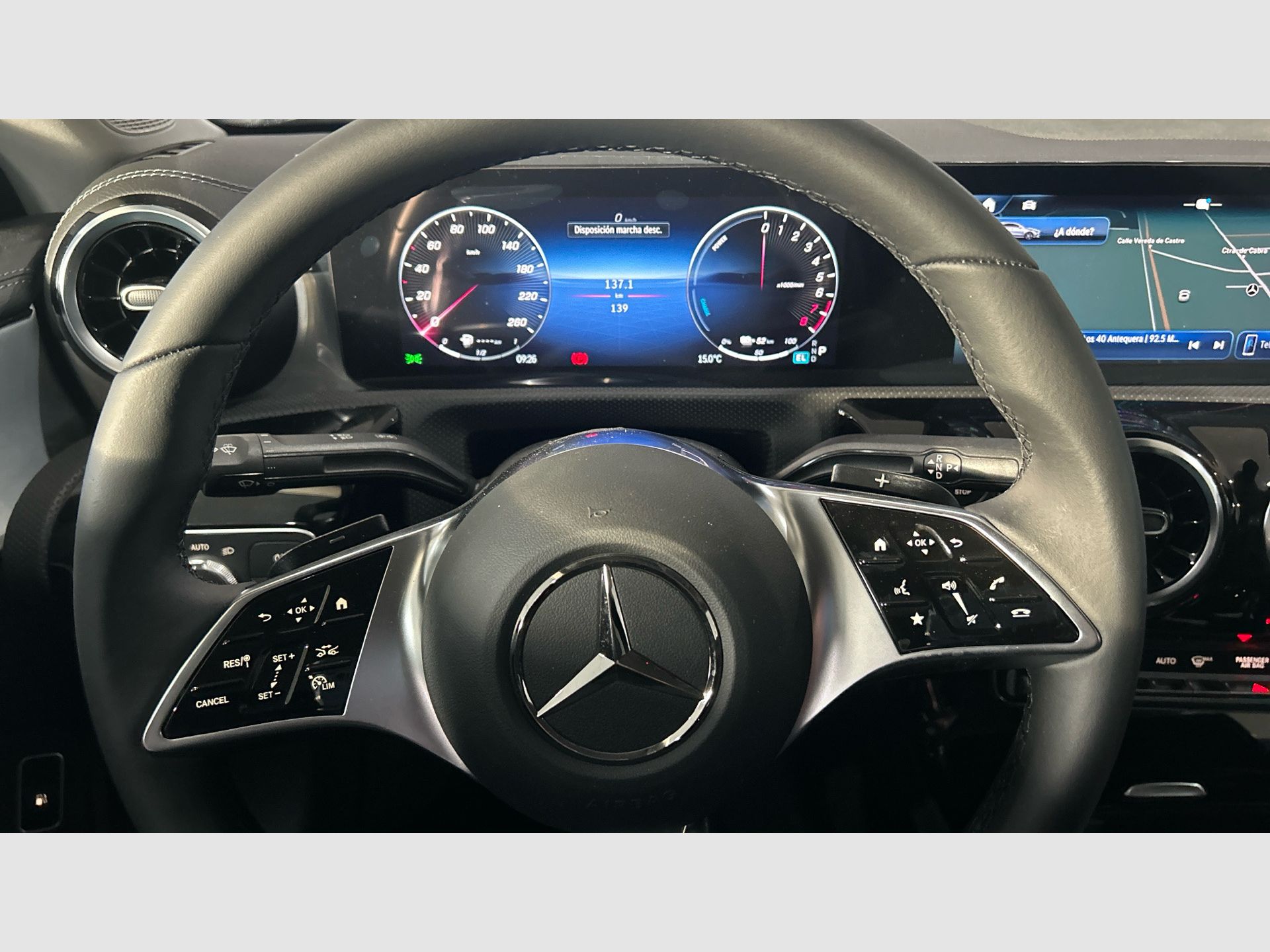 Mercedes-Benz CLA - 9