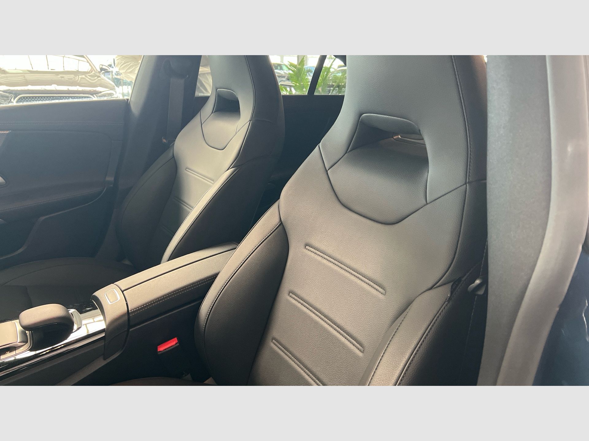 Mercedes-Benz CLA - 7
