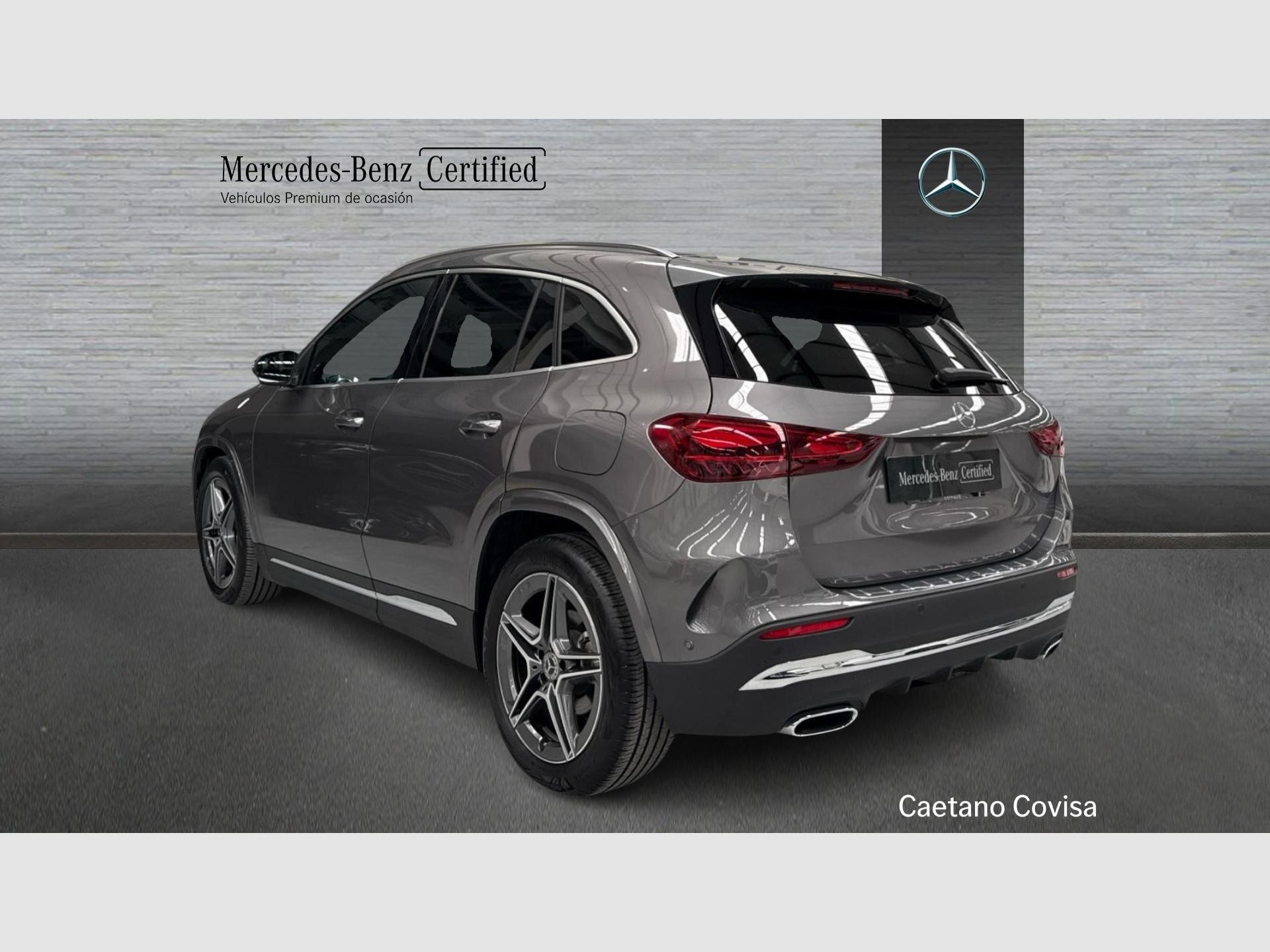 Mercedes-Benz GLA - 4