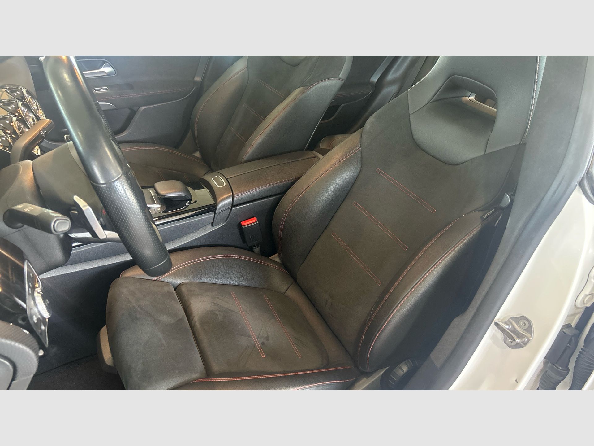 Mercedes-Benz CLA - 7