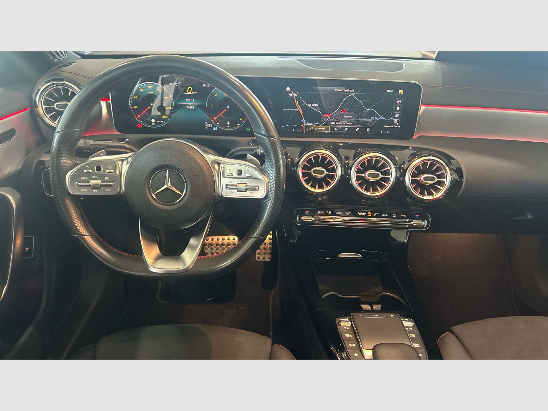 Mercedes-Benz CLA - 8