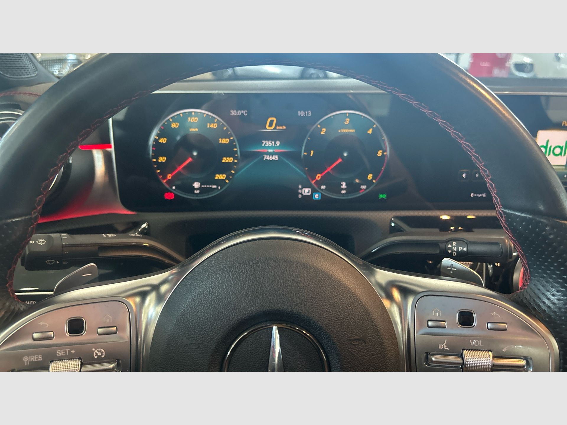 Mercedes-Benz CLA - 9