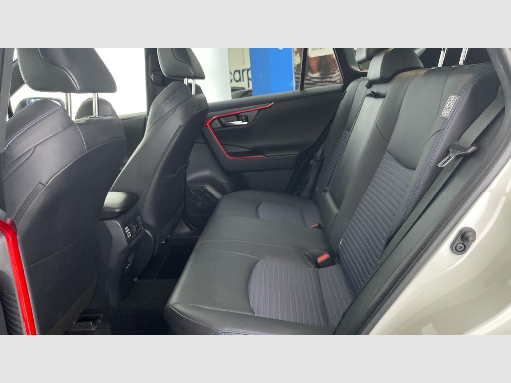 TOYOTA Rav4 - 12