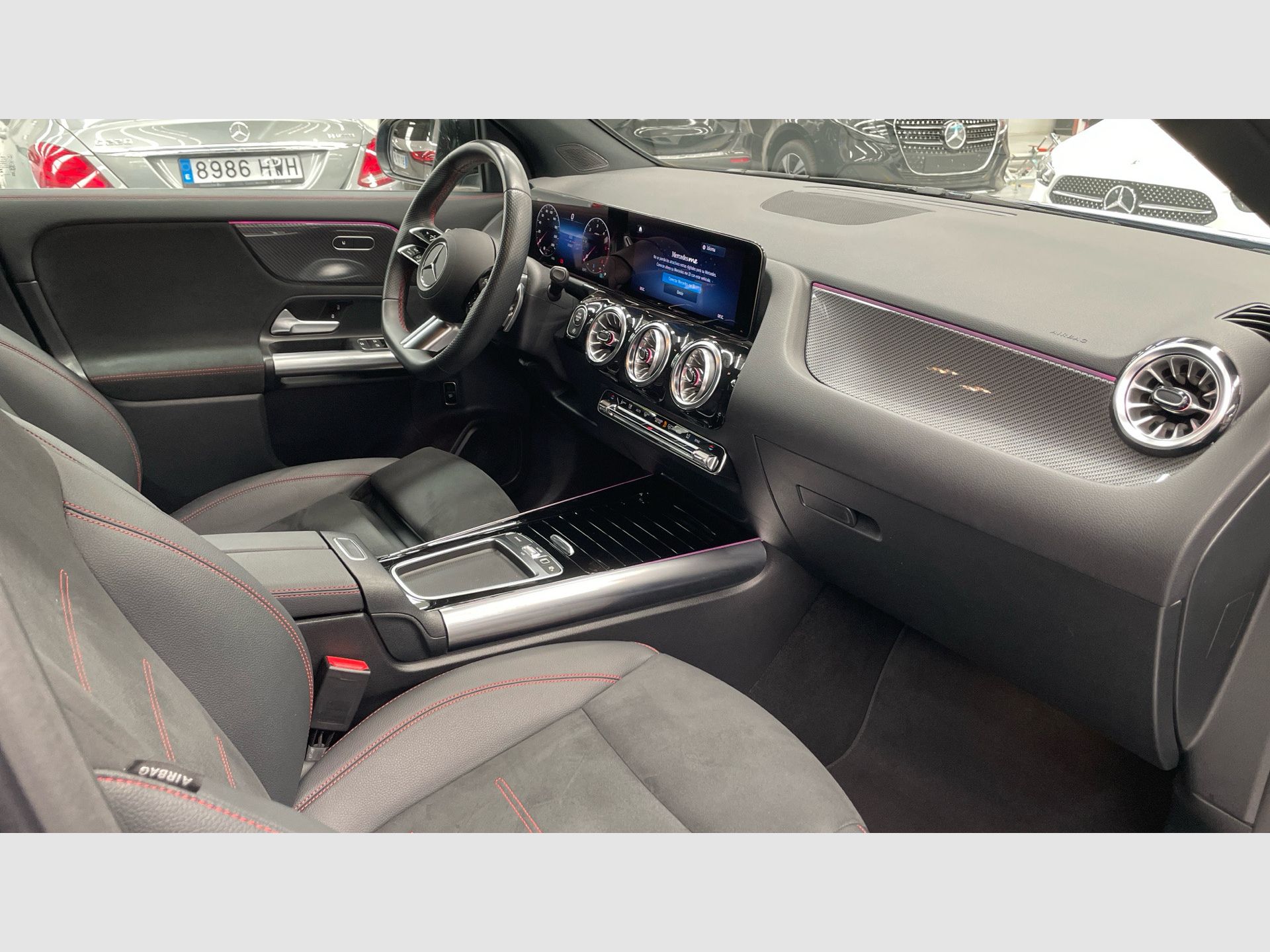 Mercedes-Benz GLA - 10