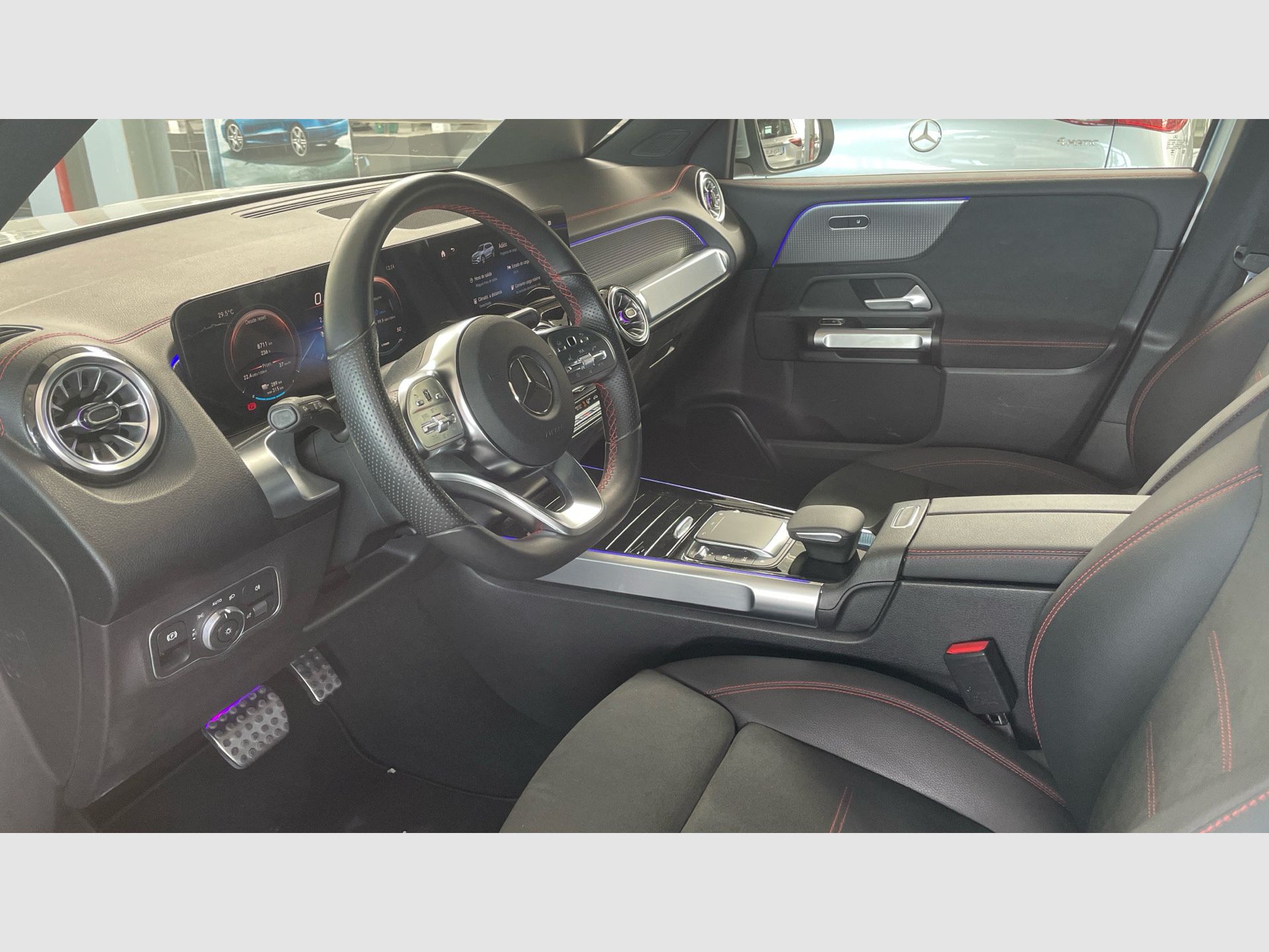 Mercedes-Benz EQB - 6