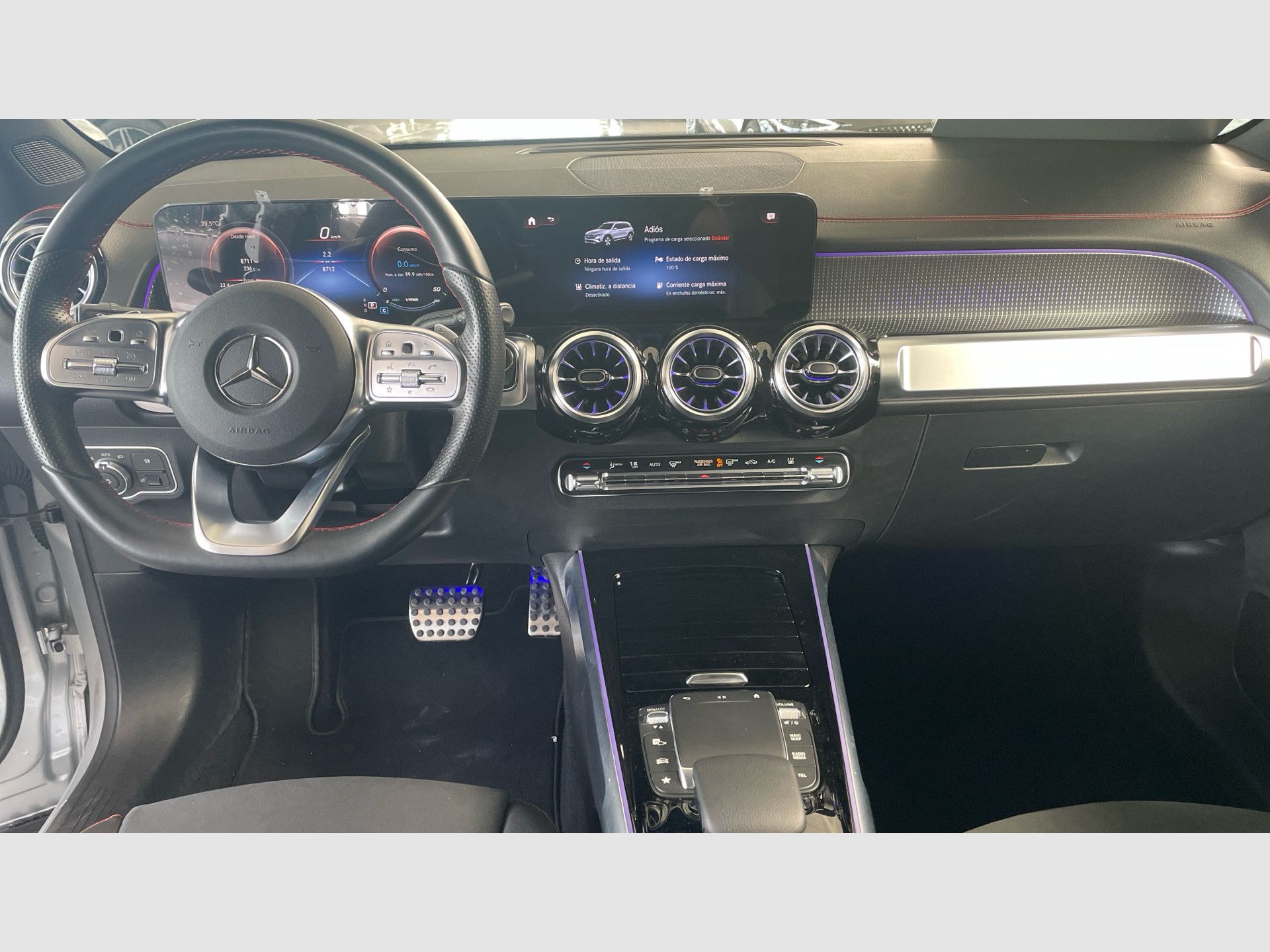 Mercedes-Benz EQB - 8