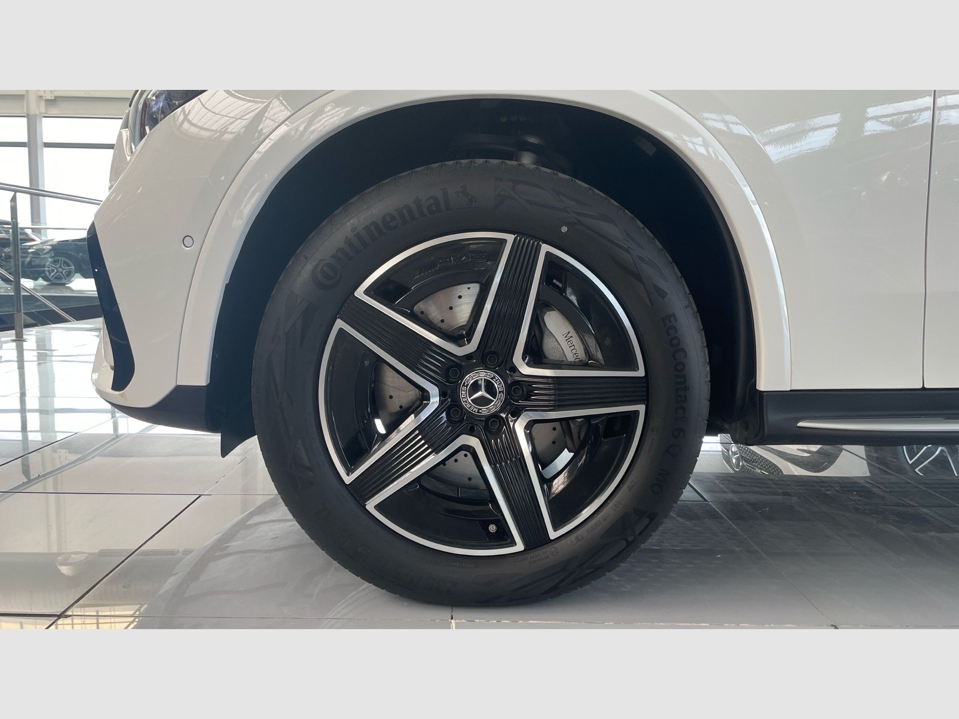 Mercedes-Benz GLC - 5