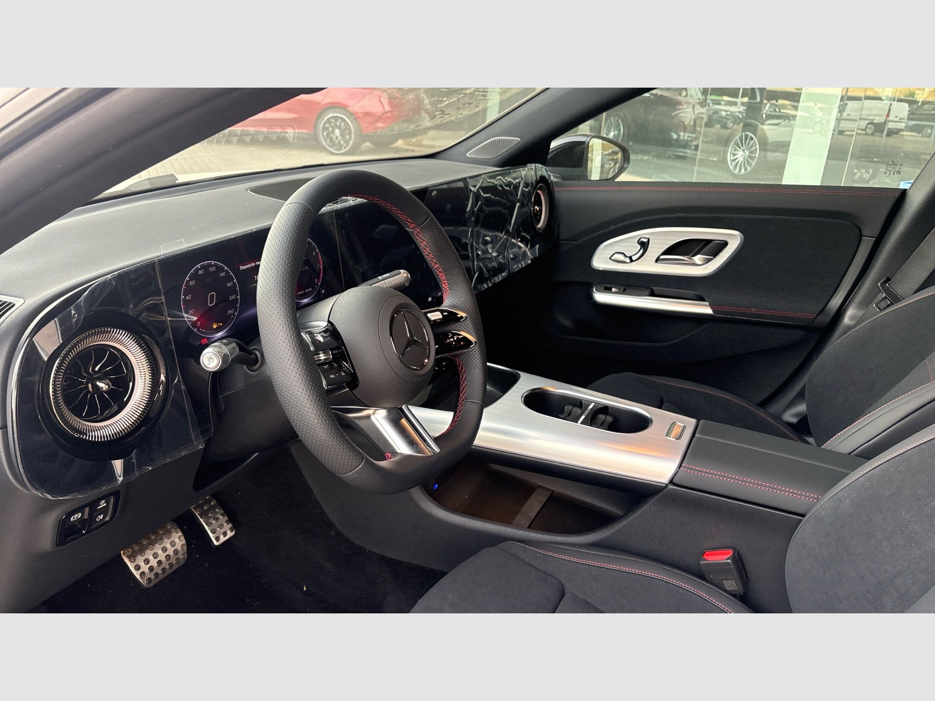 Mercedes-Benz CLA - 6
