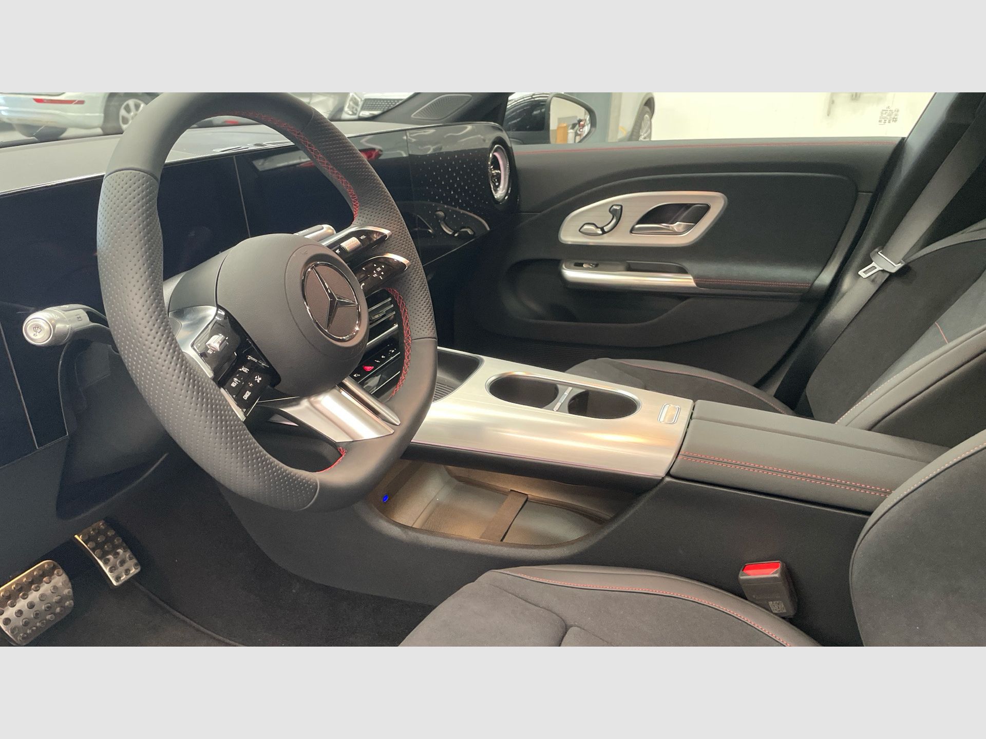 Mercedes-Benz CLA - 6