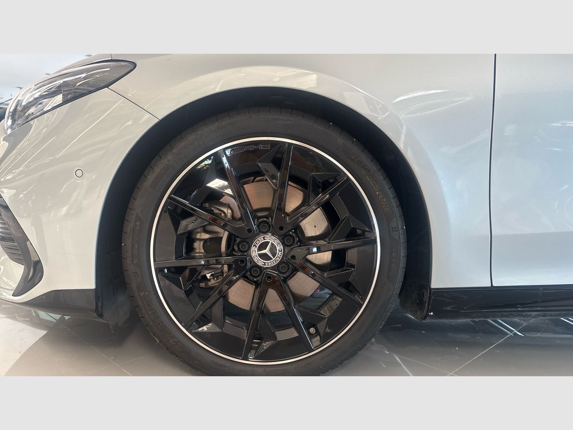 Mercedes-Benz CLA - 5