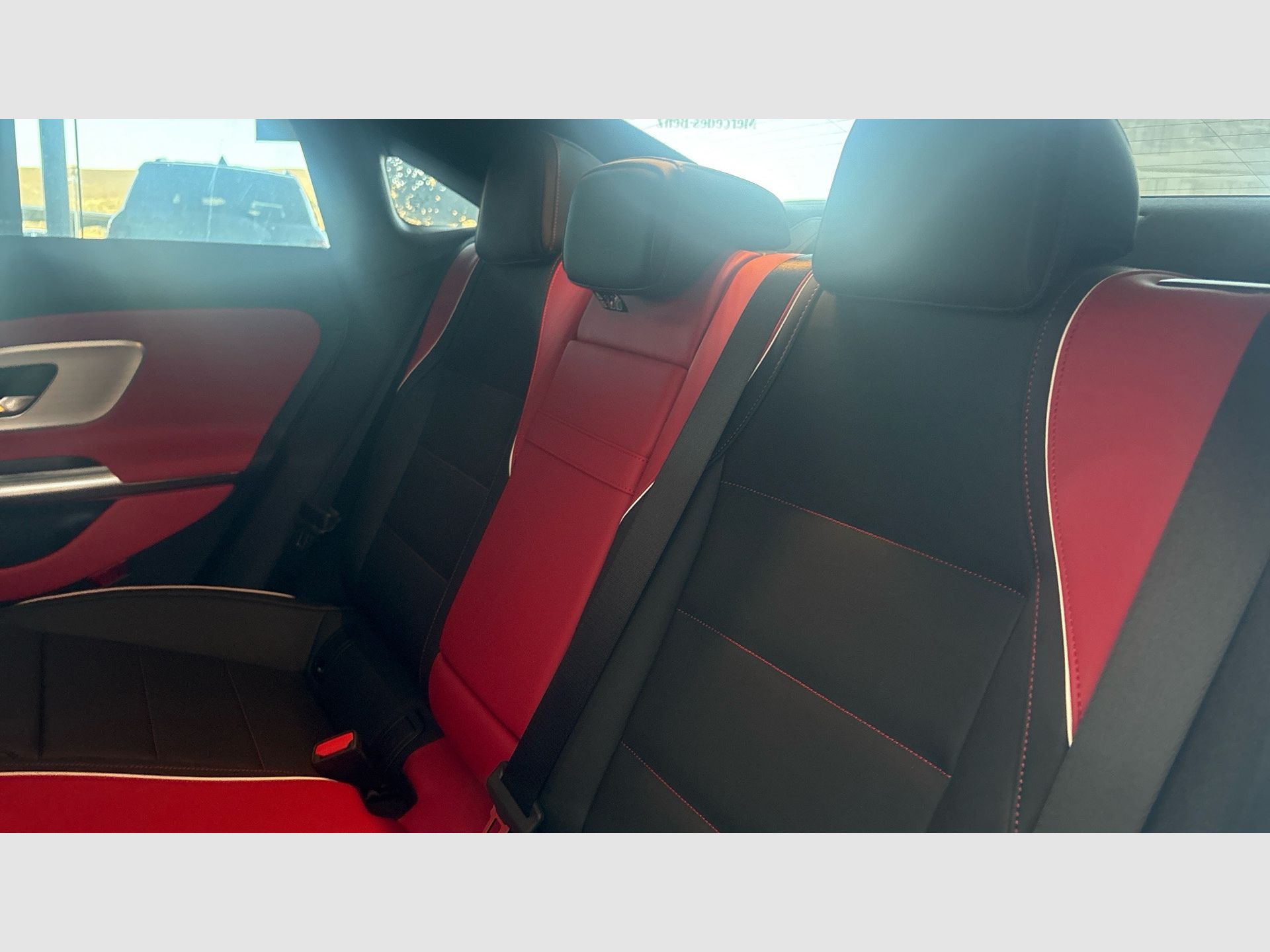 Mercedes-Benz CLA - 11