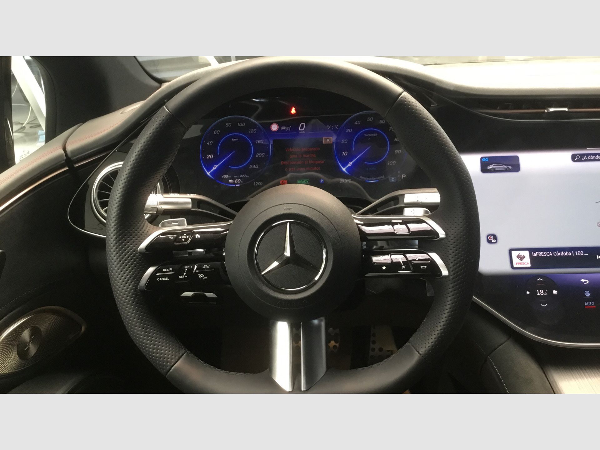 Mercedes-Benz EQS - 9