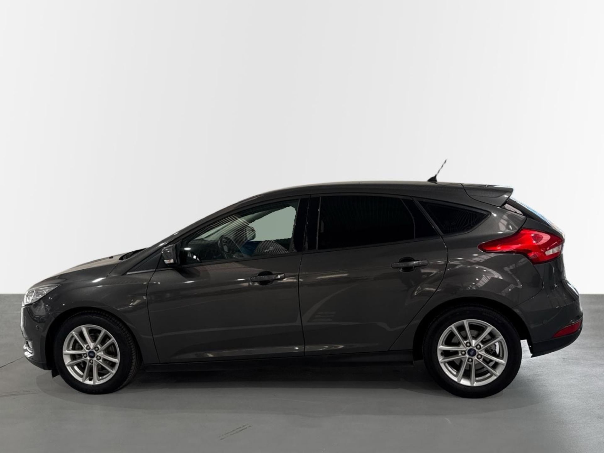 Ford Focus - 4