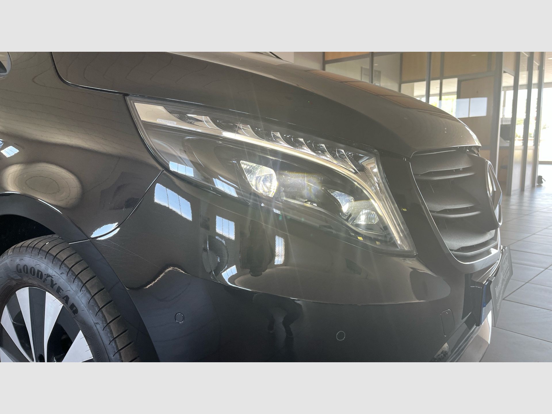 Mercedes-Benz Vito - 12