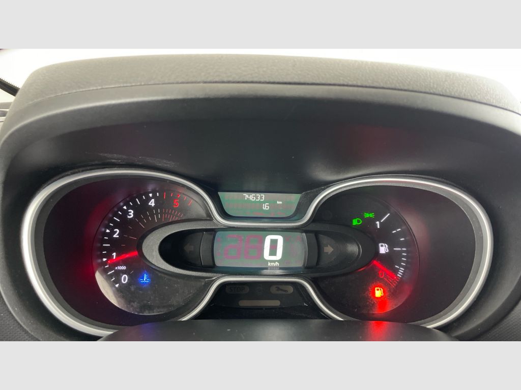 Renault Trafic - 10
