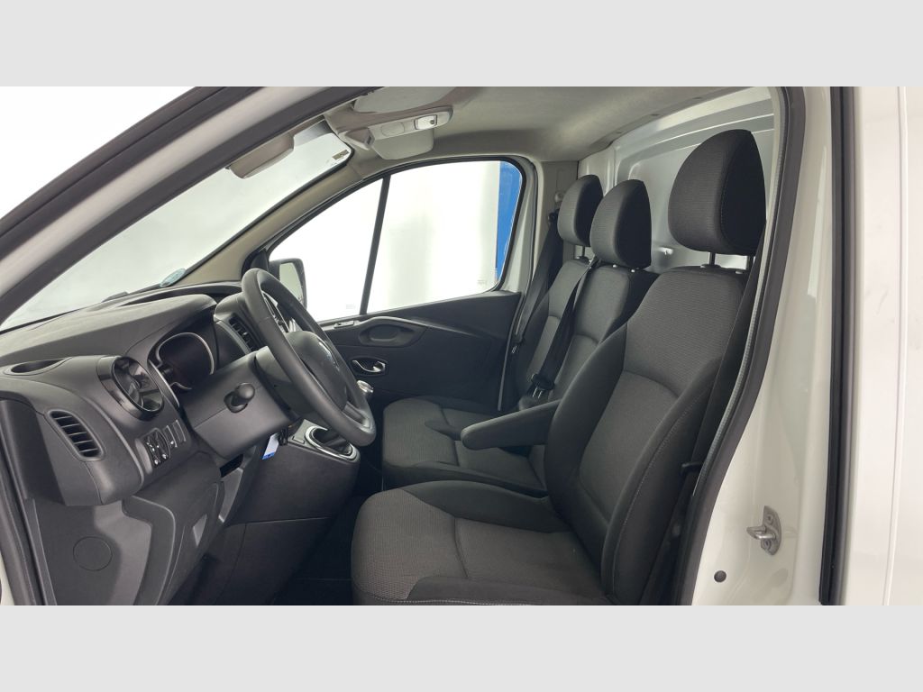 Renault Trafic - 12